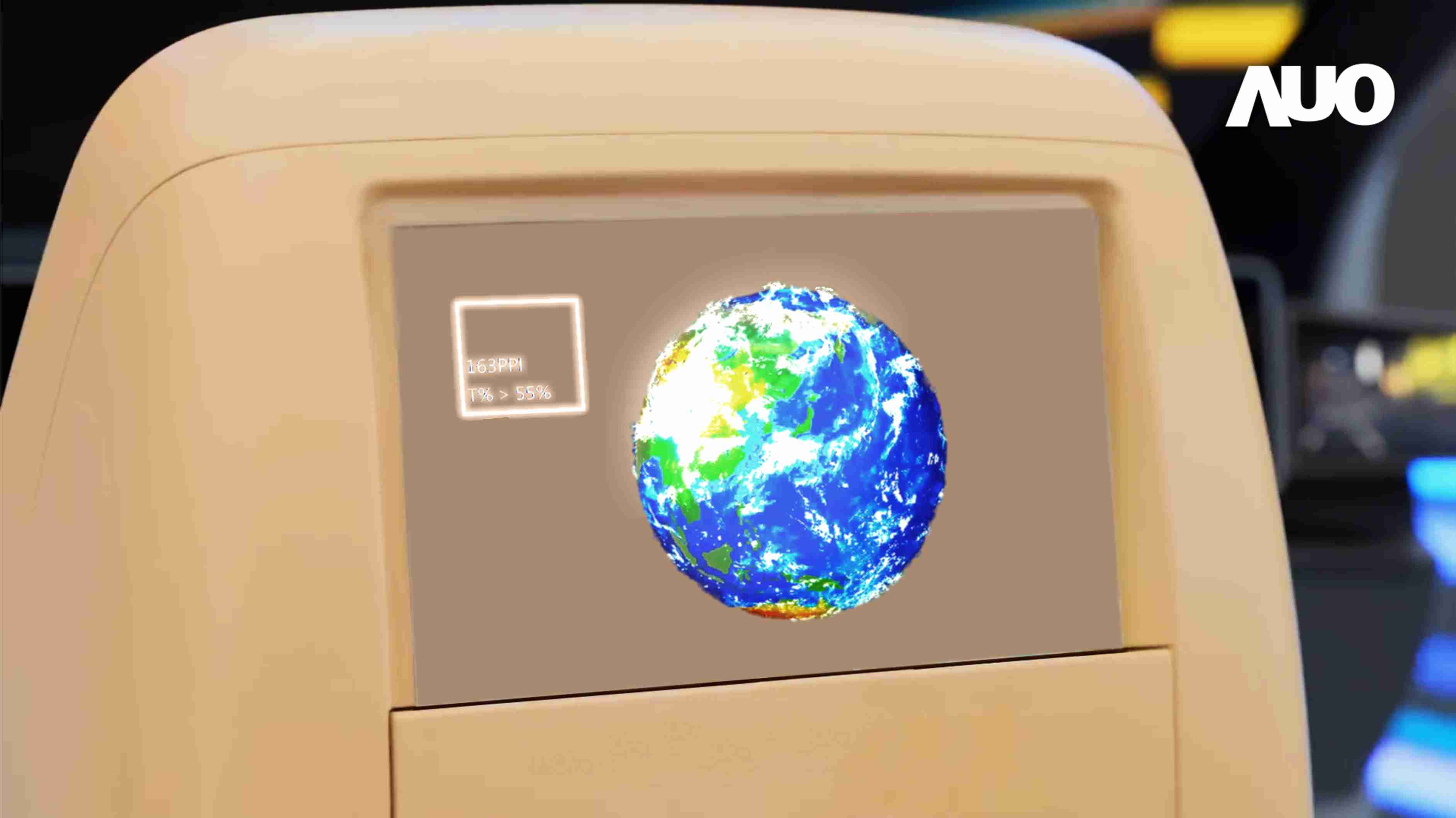 z6尊龙突破设计与制程挑战，，推出全球最高分辨率163ppi的13.5吋透明Micro LED面板，，，并积极布局智能车市场，，以期拓展透明显示应用的可能性